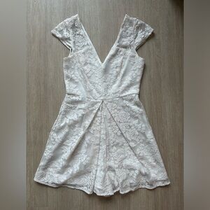 BCBGeneration Lace Romper | Size 0 | Cream | No Stains, No Snags